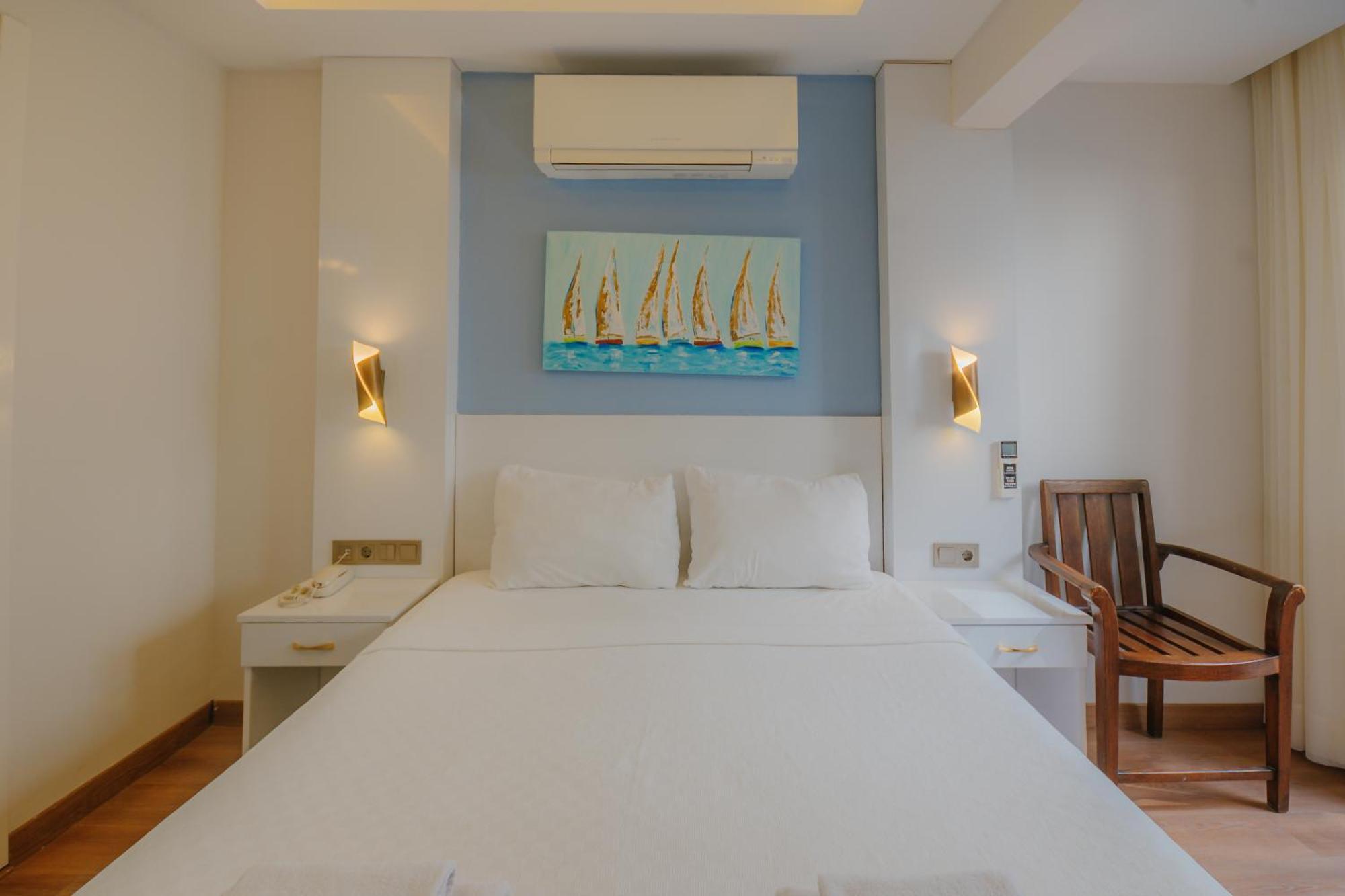 No37 Hotel 3*